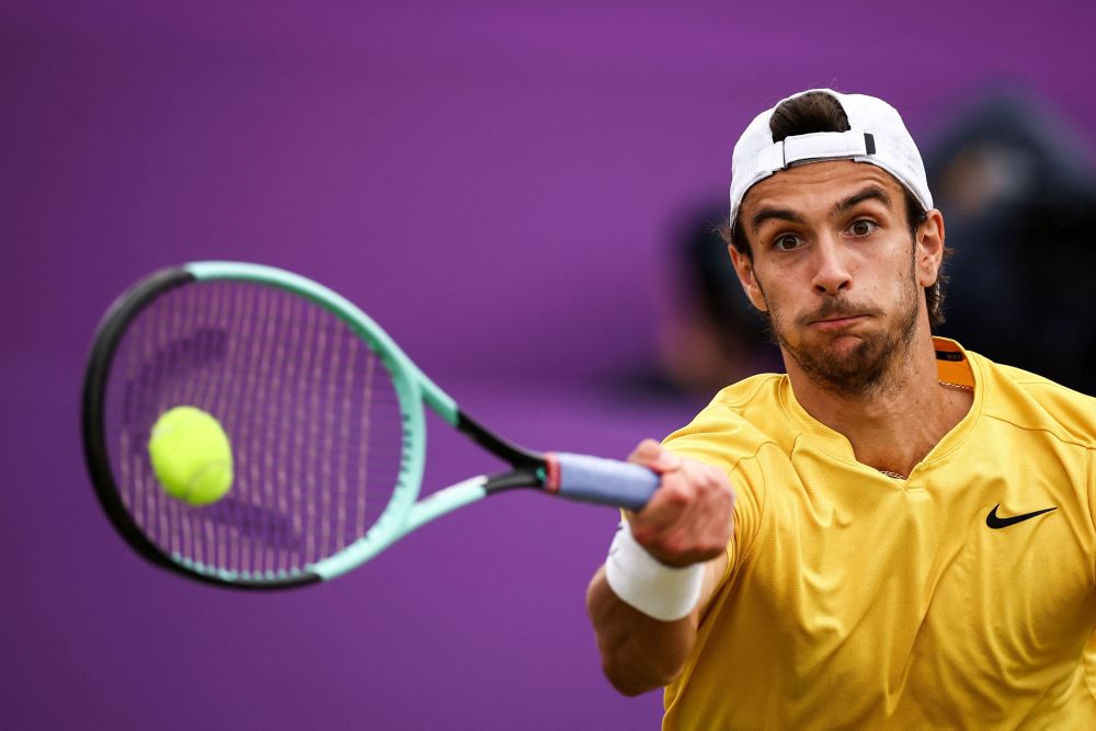 由于各种复 由于各种复